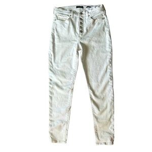Banana Republic white high waisted button fly skinny jeans size 29